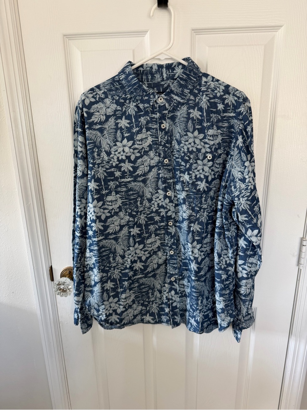 Goodale Men’s XL Blue Floral Button-Up Long Sleeve Shirt Lightweight & Tropical